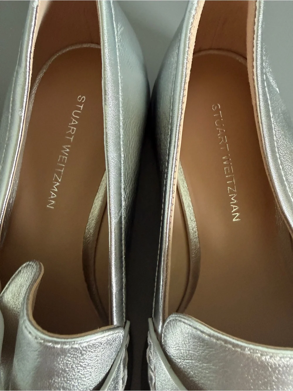 Stuart Weitzman Emi metallic leather loafers ✨